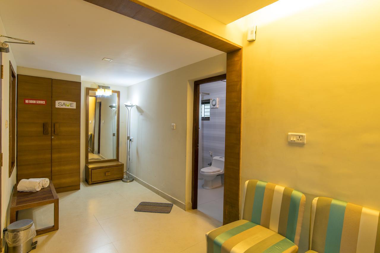 Haritagiri Hotel Kalpetta Eksteriør billede