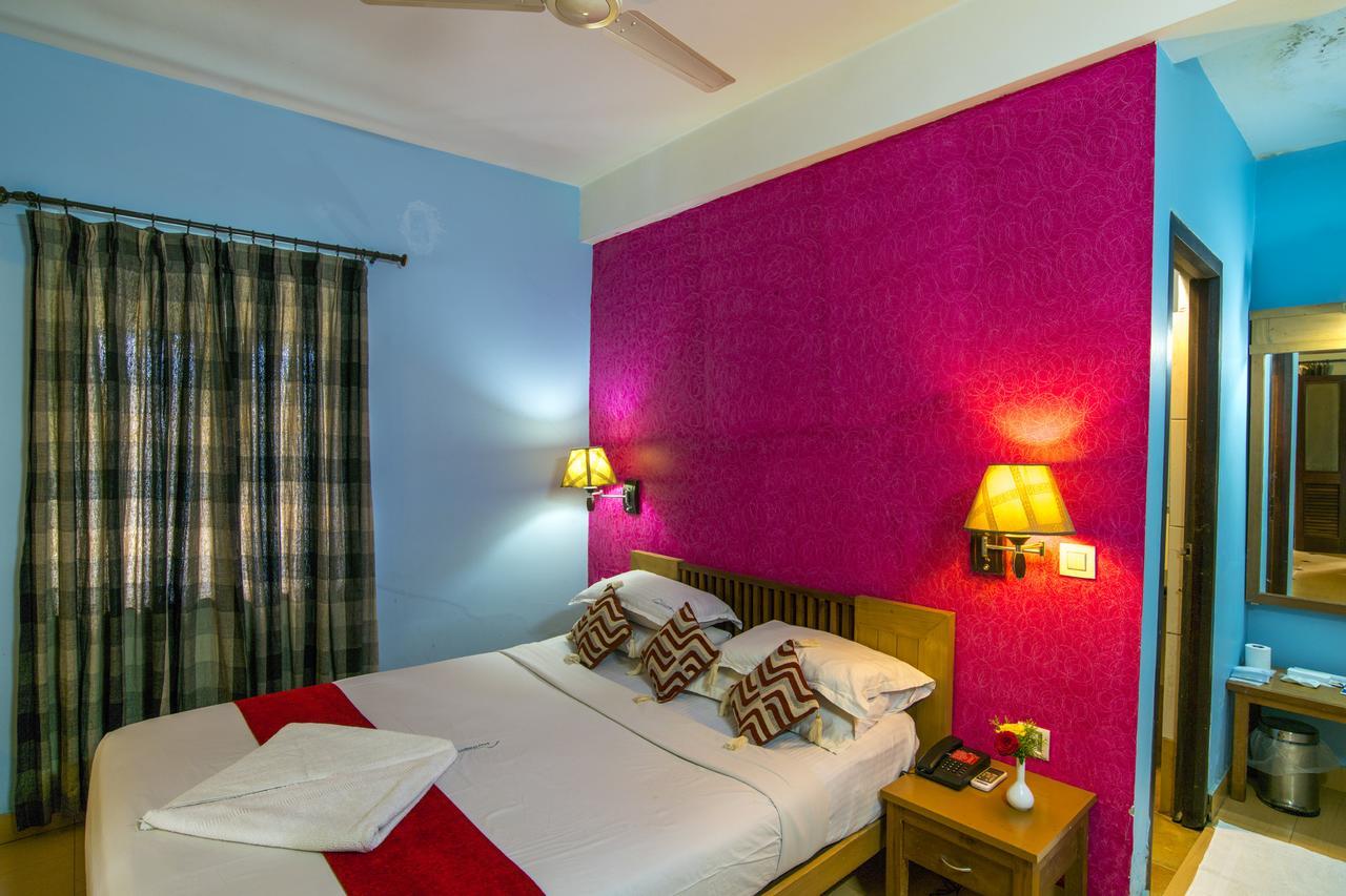 Haritagiri Hotel Kalpetta Eksteriør billede